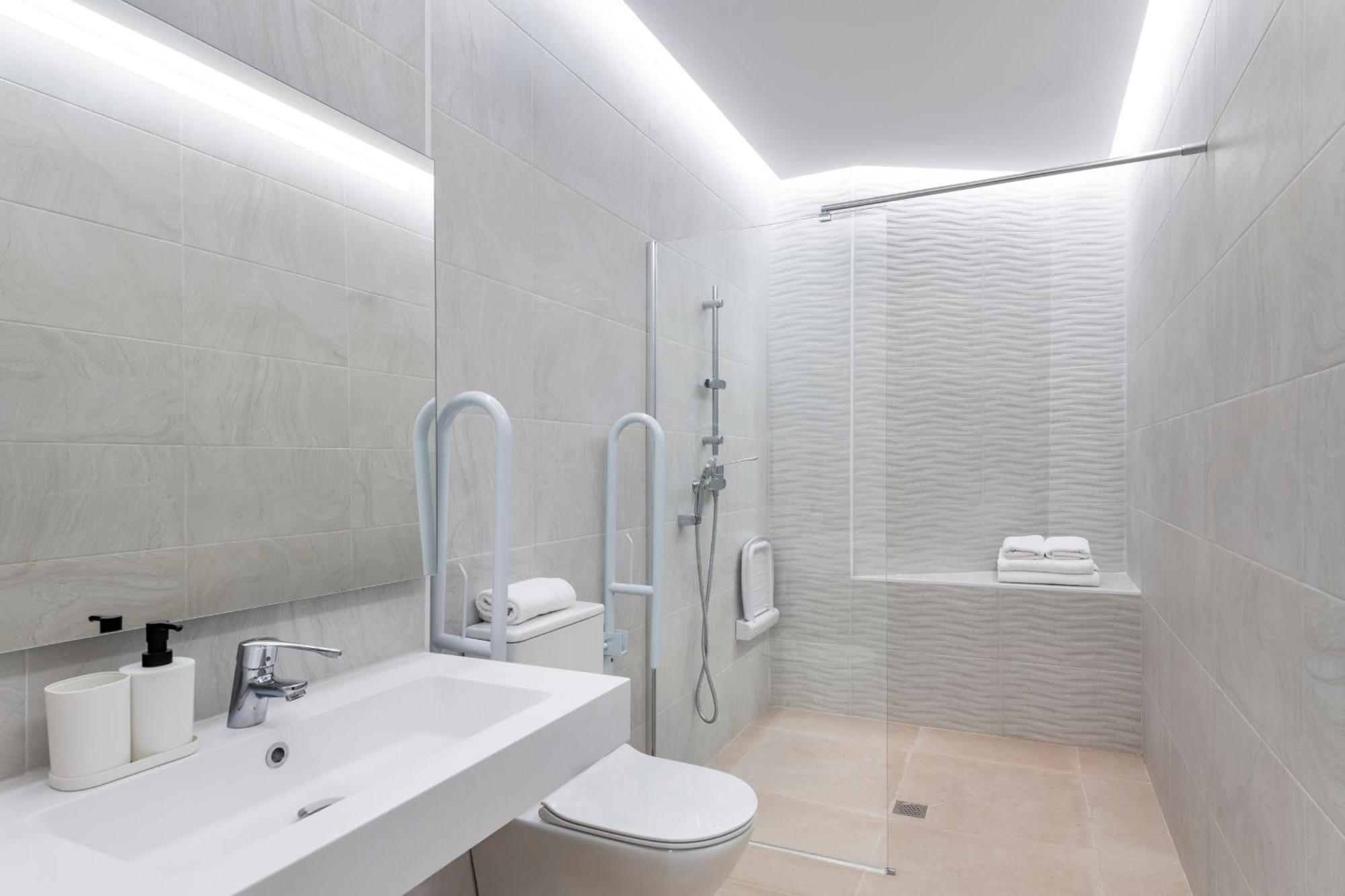 Magno Apartments Monte Carmelo เซบีญา ภายนอก รูปภาพ